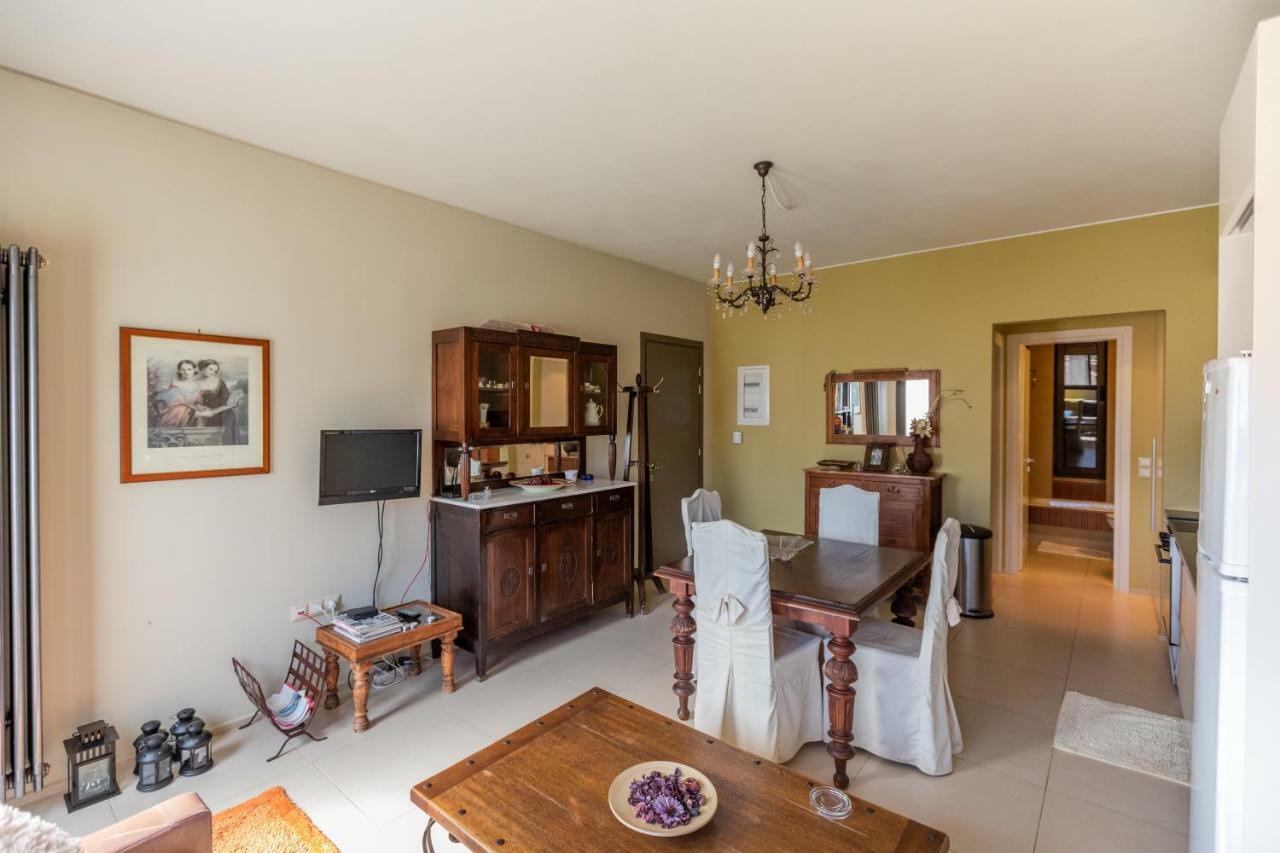 Apartamento The Pine Flat Argostoli  Exterior foto