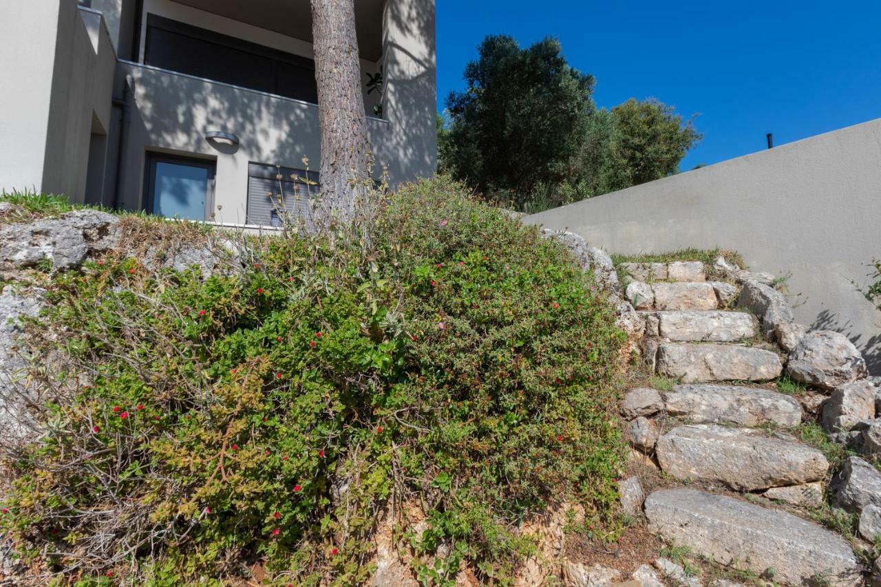 Apartamento The Pine Flat Argostoli  Exterior foto